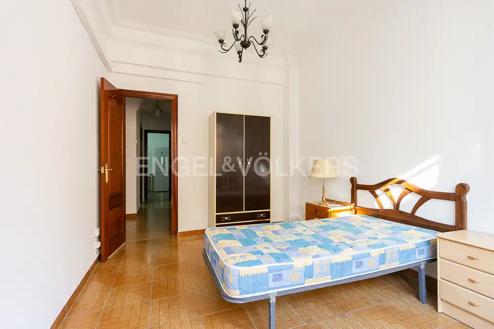 Bedroom of Flat for rent in Valencia  with Air Conditioner, Heating and Pets allowed