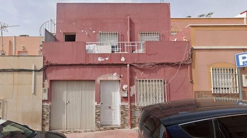 Foto 2 von Einfamilien-Reihenhaus zum Verkauf in Calle Sierra Monteagud , 129, Piedras Redondas - Torrecárdenas, Almería Capital