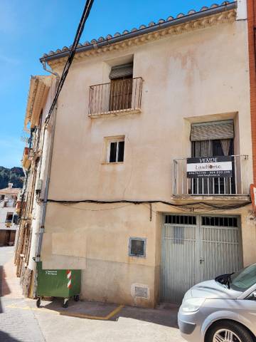 Casa-chalet en Venta en Calle Moreral en Almedíjar