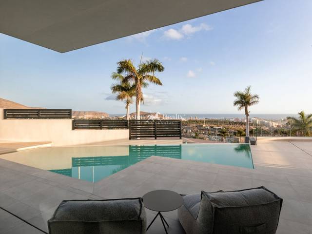 Casa-chalet en Venta en Luxemburgo en La Caldera