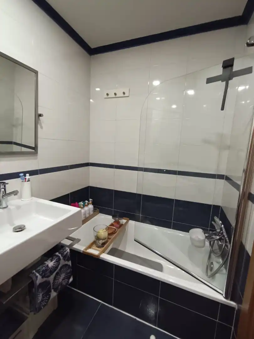 Bathroom of Attic for sale in Madrid  with Air Conditioner, Heating and Terrace