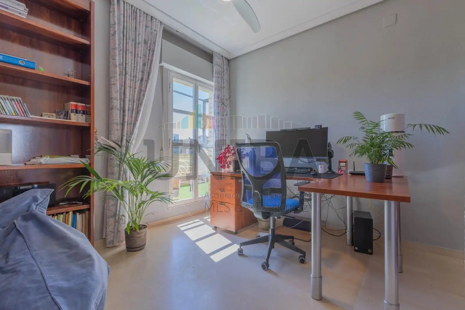 Schlafzimmer von Wohnung zum Verkauf in Badajoz mit Klimaanlage, Heizung und Terrasse