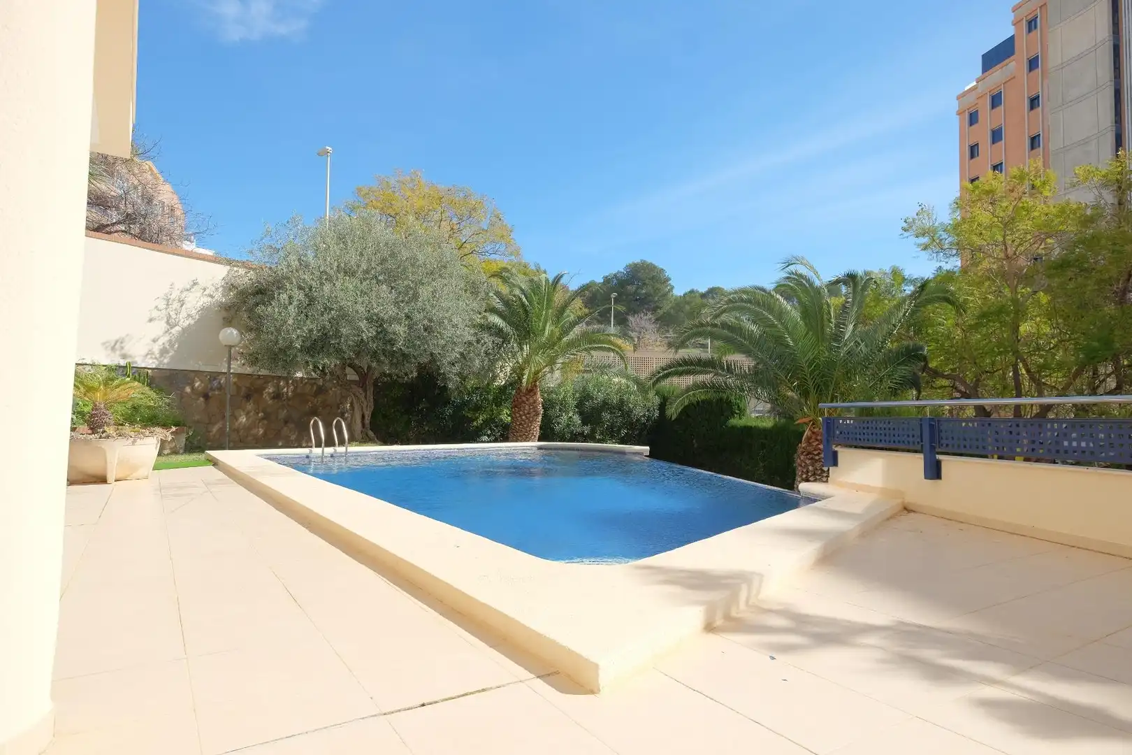Swimming pool of Attic for sale in Calpe / Calp  with Air Conditioner, Heating and Private garden