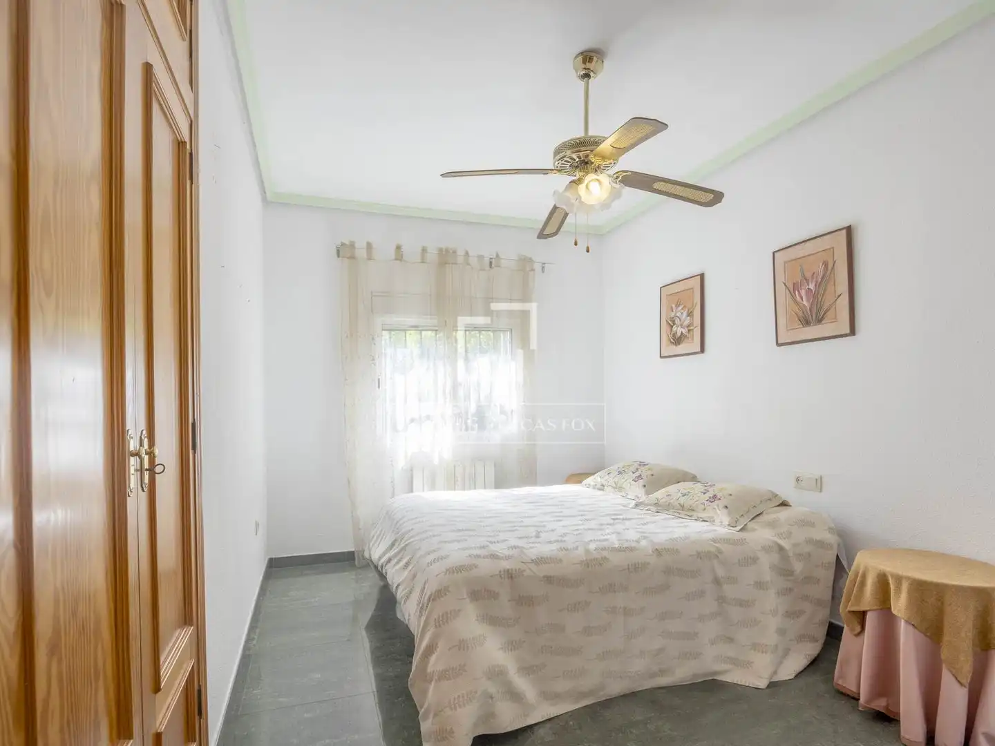 Bedroom of Houses for sale in La Pobla de Vallbona  with Air Conditioner, Heating and Private garden