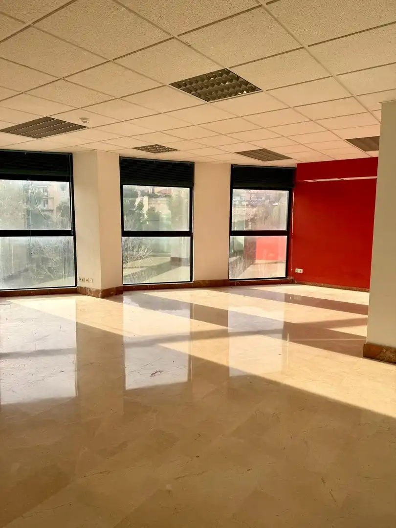 Büro mit Aufzug zur Miete in Zona Nord, imagen 3