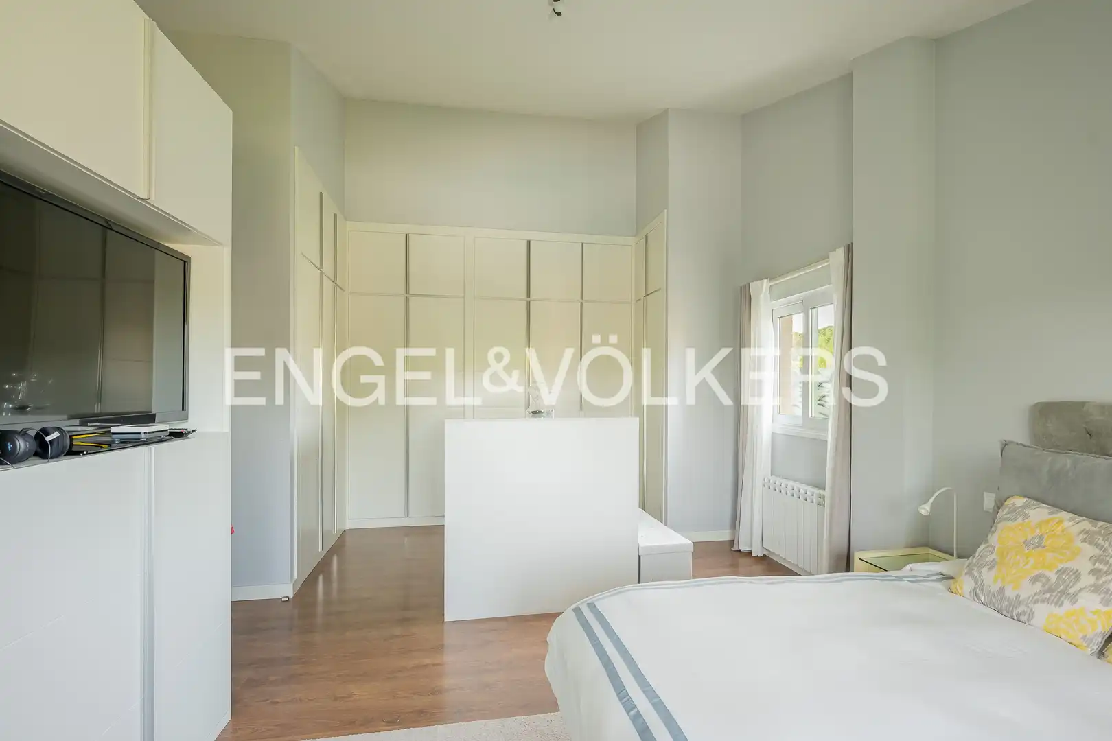 Habitación de Casa adosada de alquiler en Tres Cantos con Aire acondicionado, Calefacción y Jardín privado