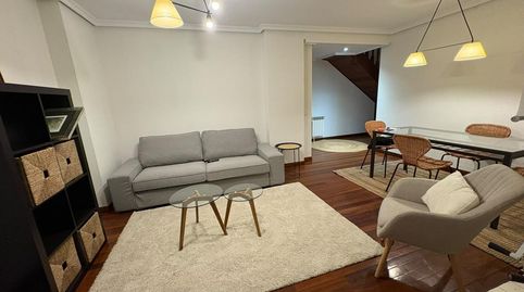 Foto 2 de Piso de alquiler en Puerto Chico, Santander
