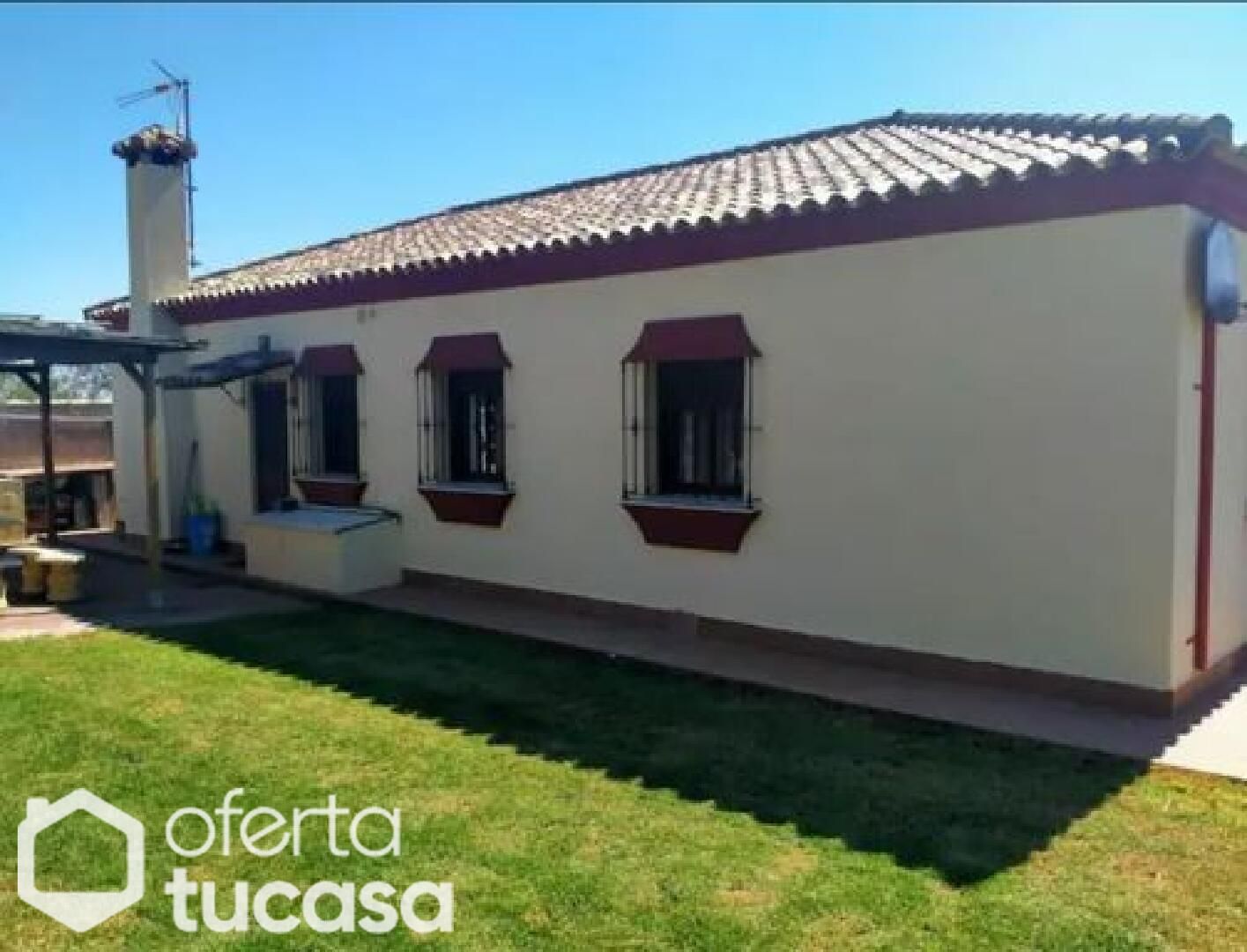 Vista exterior de Pis per a compartir en Chiclana de la Frontera amb Aire condicionat, Terrassa i Piscina