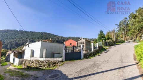 Casa pareada en venta para reformar en Coiro.