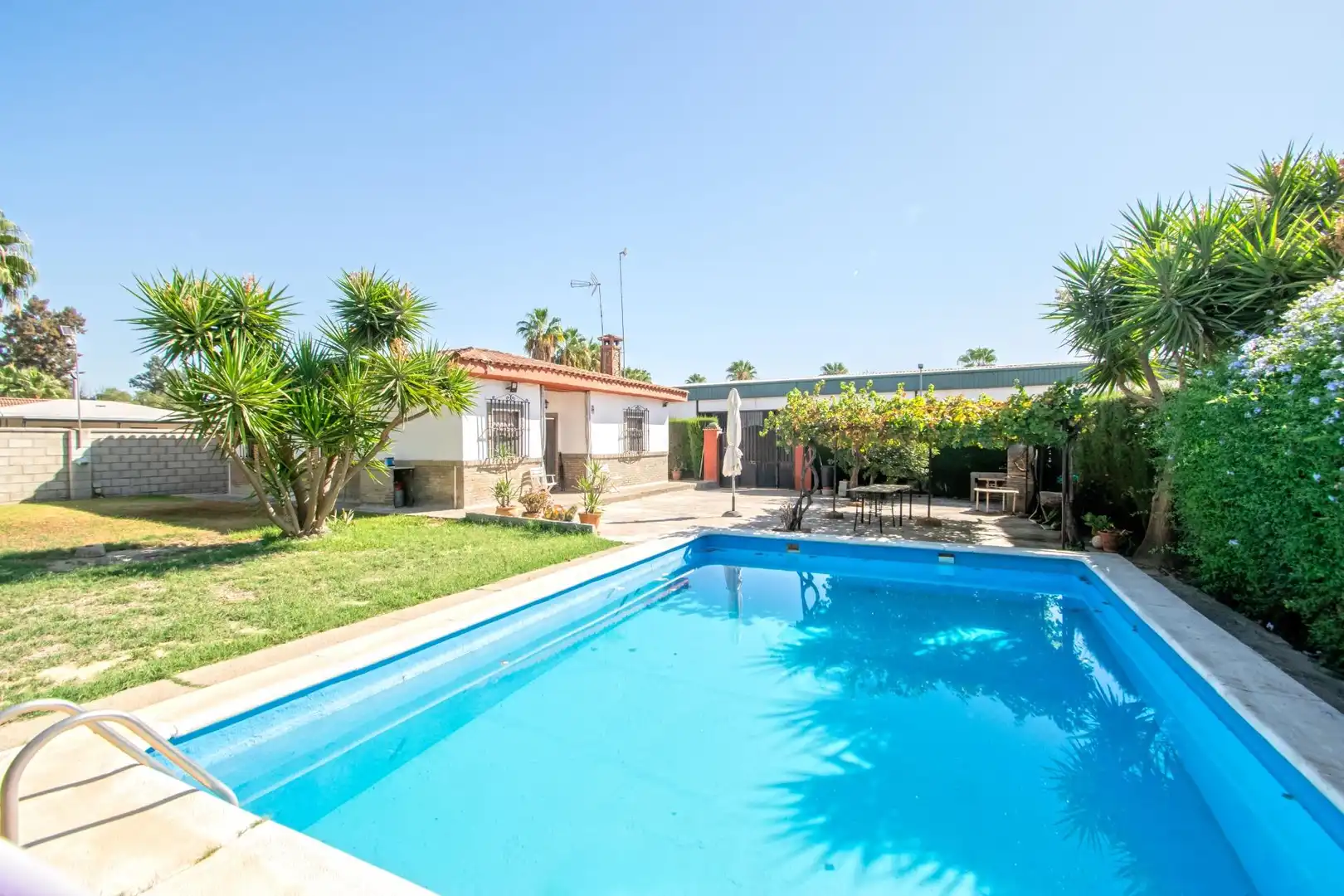 House with pool for sale in Calle 41720, imagen 6