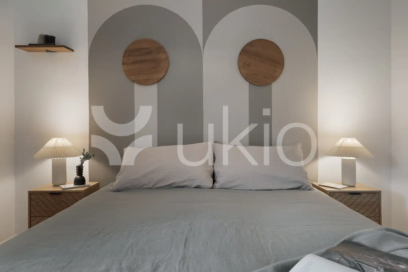 Dormitori de Apartament de lloguer en Madrid amb Aire condicionat, Calefacció i Terrassa