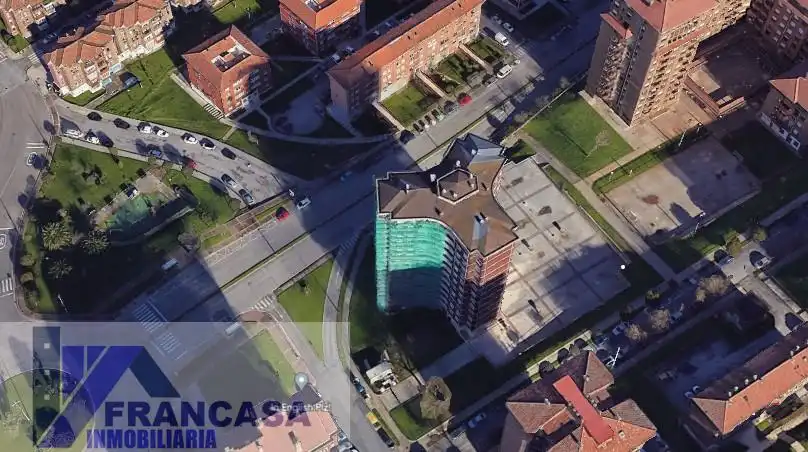 Flat with lift for sale in Alisal - San Román, imagen 2