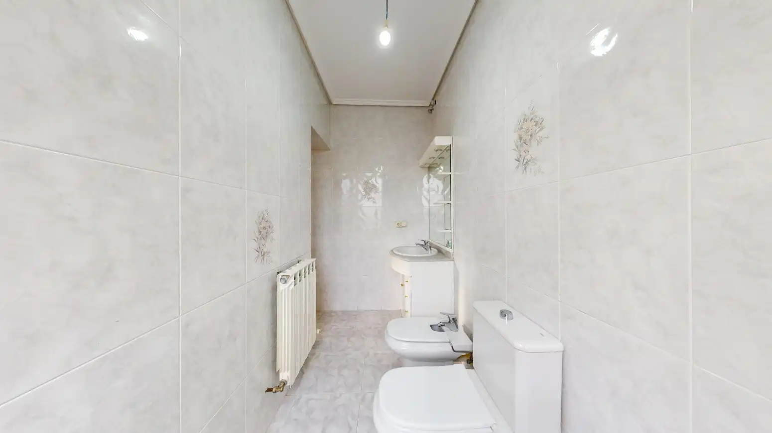 Bathroom of Houses for sale in Tafalla  with Heating, Parquet flooring and Terrace