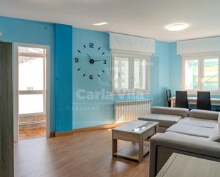 Sala d'estar de Pis en venda en Lugo Capital amb Calefacció, Parquet i Traster