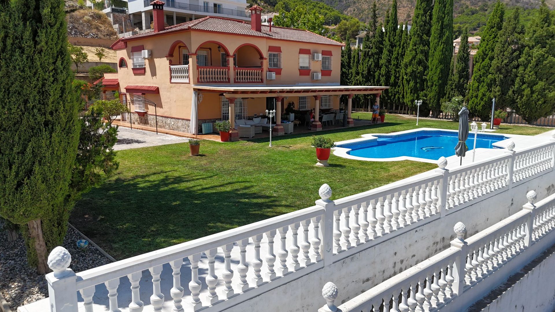 Jardí de Casa o xalet en venda en Alhaurín de la Torre amb Aire condicionat, Terrassa i Traster
