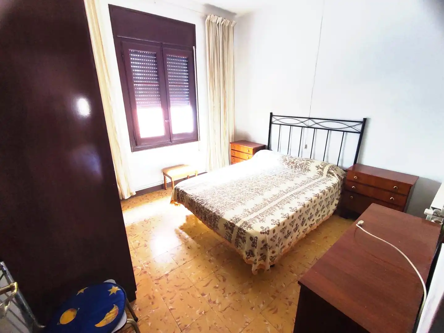 Habitación de Piso en venta en Barbastro con Calefacción, Terraza y Amueblado