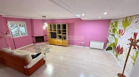 Foto 3 de Casa adosada en venda a José Antonio Ochaita, Estación - Los Manantiales, Guadalajara Capital