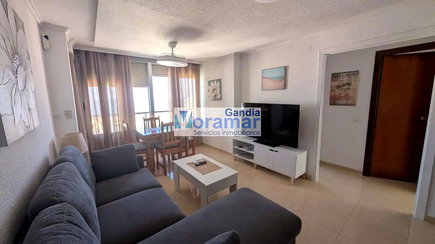 Sala de estar de Apartamento de alquiler en Gandia con Aire acondicionado y Amueblado