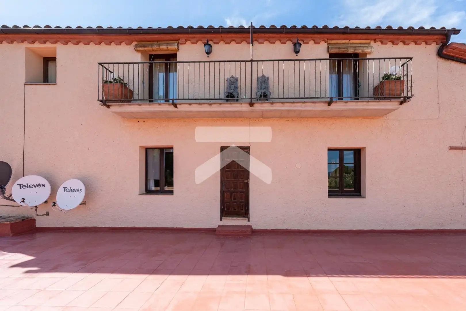 Vista exterior de Finca rústica en venda en El Molar (Tarragona) amb Aire condicionat, Calefacció i Jardí privat