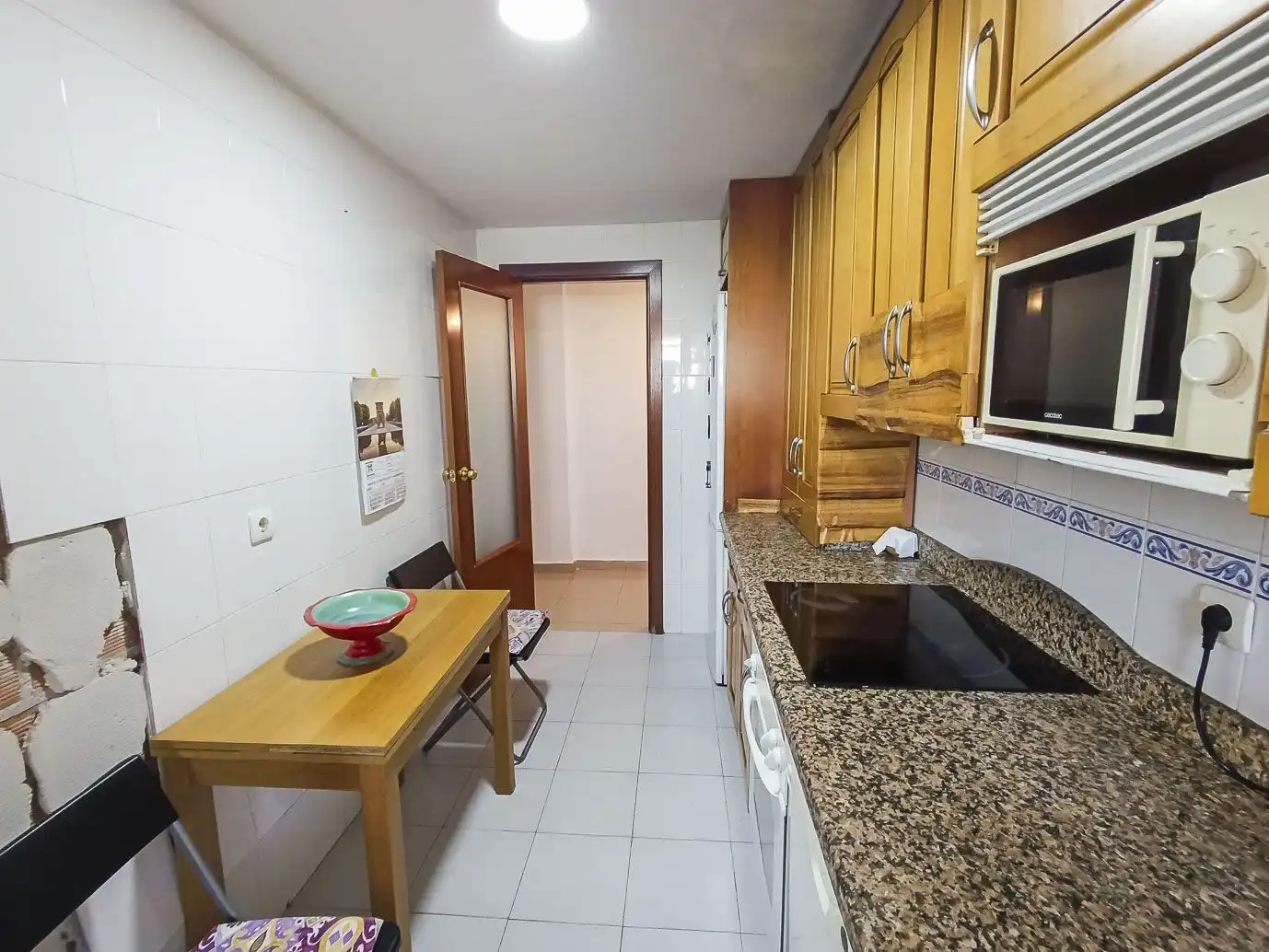 Küche von Wohnung zum Verkauf in Málaga mit Klimaanlage, Terrasse und Abstellraum