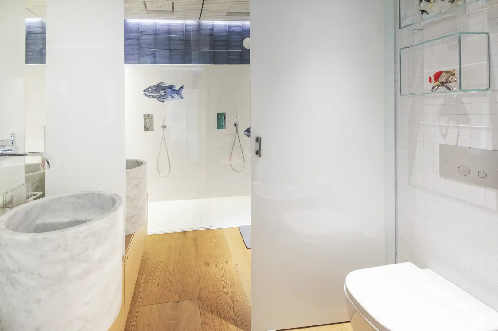 Badezimmer von Wohnungen zum Verkauf in Barcelona mit Klimaanlage, Terrasse und Schwimmbad