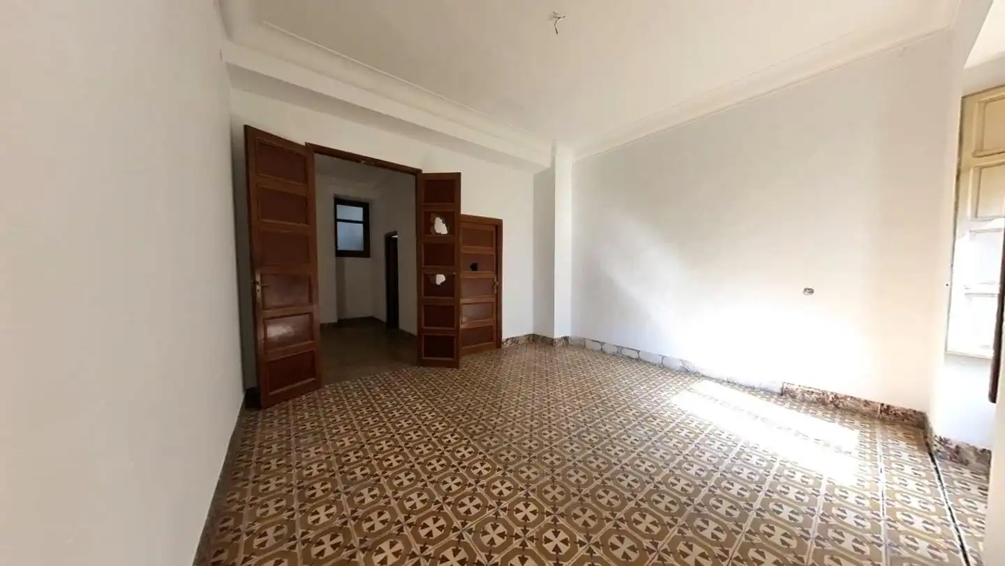 Flat for sale in Amador De Los Ríos, imagen 2