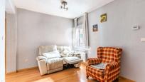 Living room of Flat for sale in  Madrid Capital  with Heating and Parquet flooring