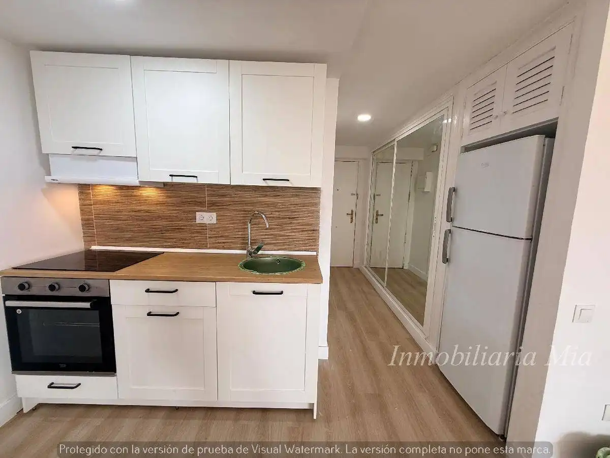 Kitchen of Study for sale in Torremolinos  with Air Conditioner, Swimming Pool and Community pool