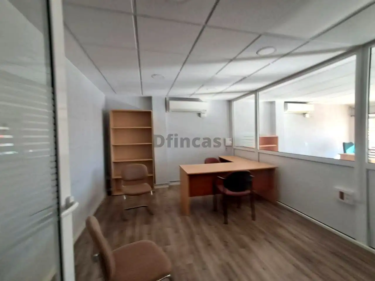 Oficina de alquiler en Teruel