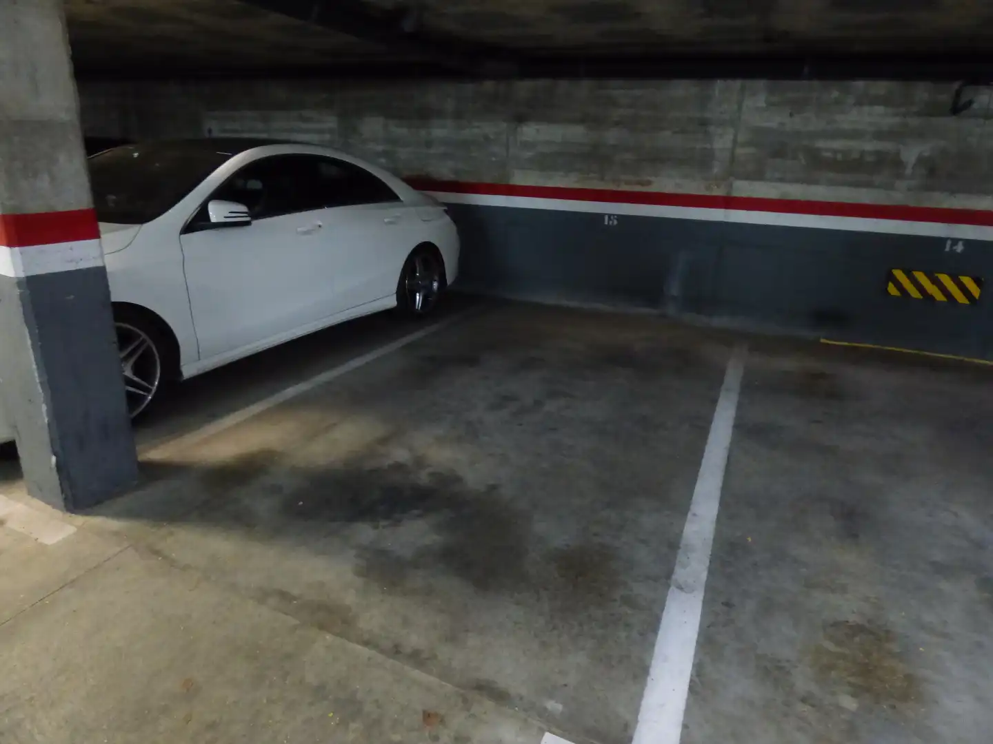 Einzelparkplatz zum Verkauf in Martinica – Ateneu