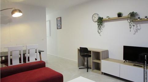 Foto 2 de Apartament de lloguer a Vista de los Ángeles, Almería