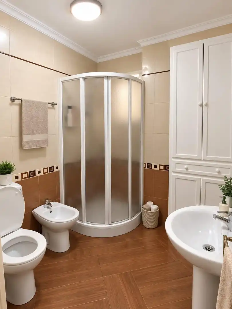 Bathroom of Flat for sale in Arahal, Sevilla
