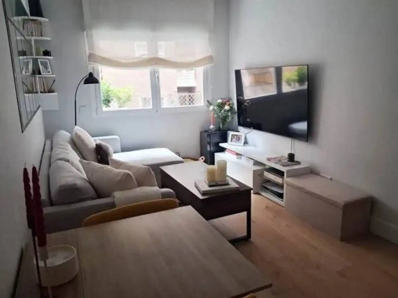 Living room of Flat for sale in Barcelona