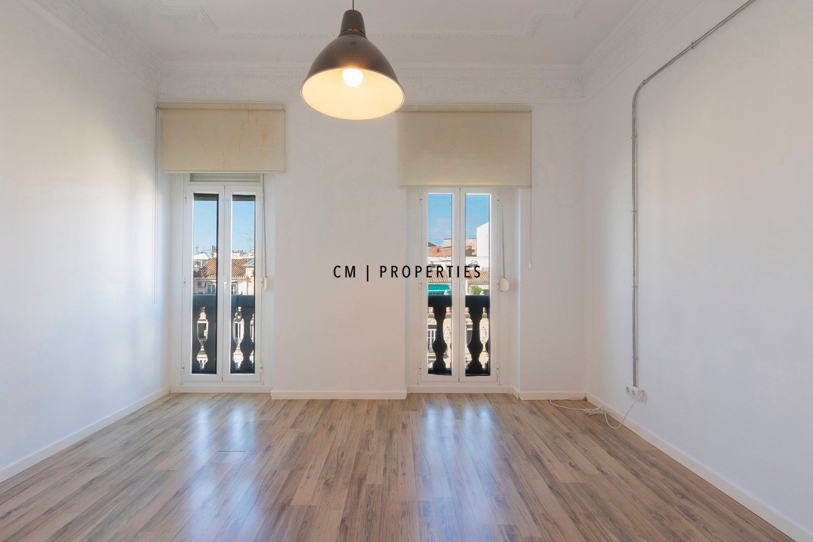 Vista exterior de Piso de alquiler en  Valencia Capital con Aire acondicionado, Calefacción y Terraza