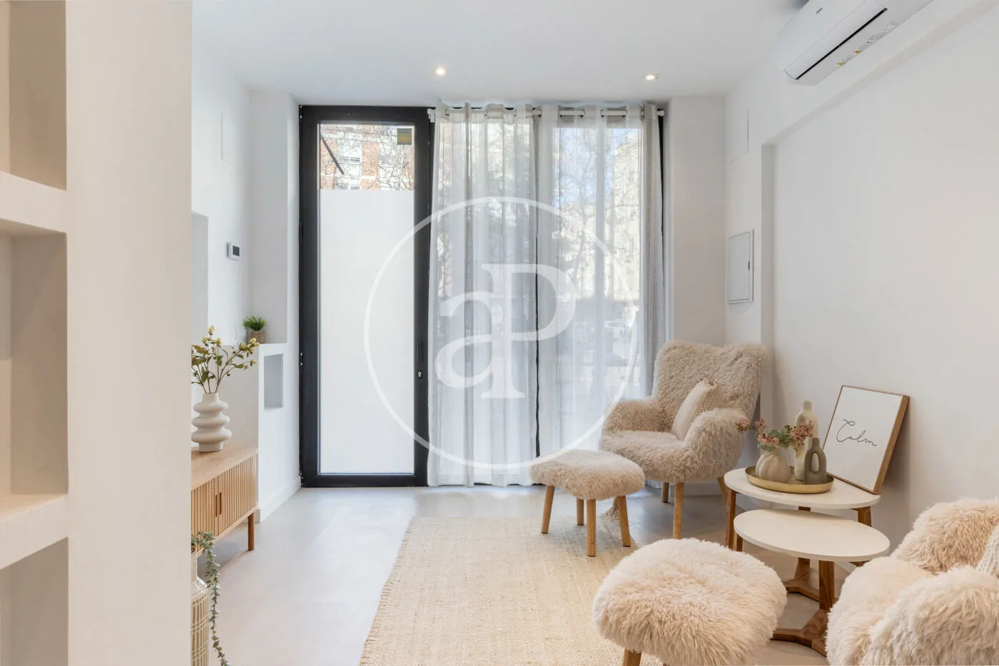 Living room of Flat for sale in  Valencia Capital  with Air Conditioner, Heating and Furnished