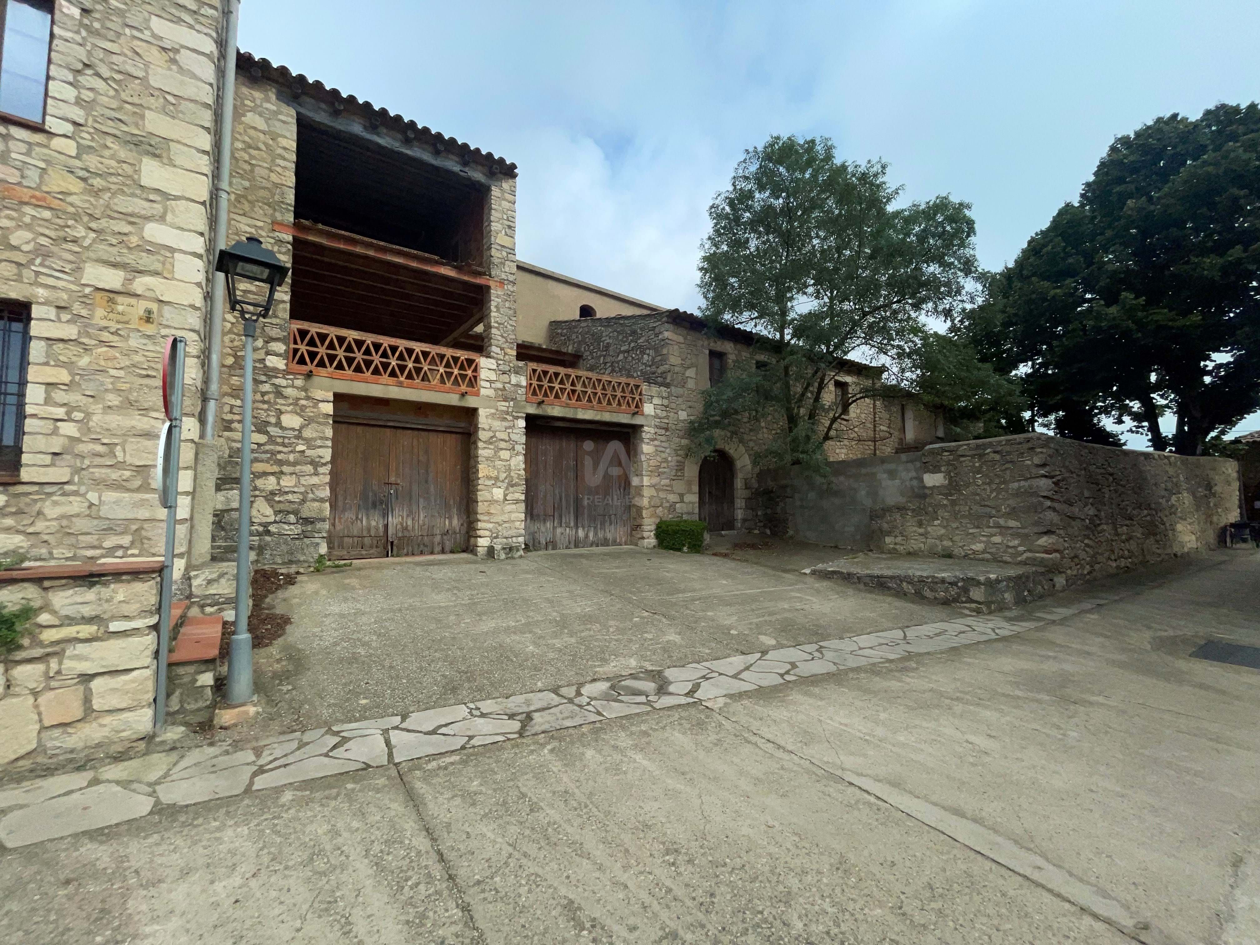 Außenansicht von Country house zum verkauf in L'Albiol mit Terrasse