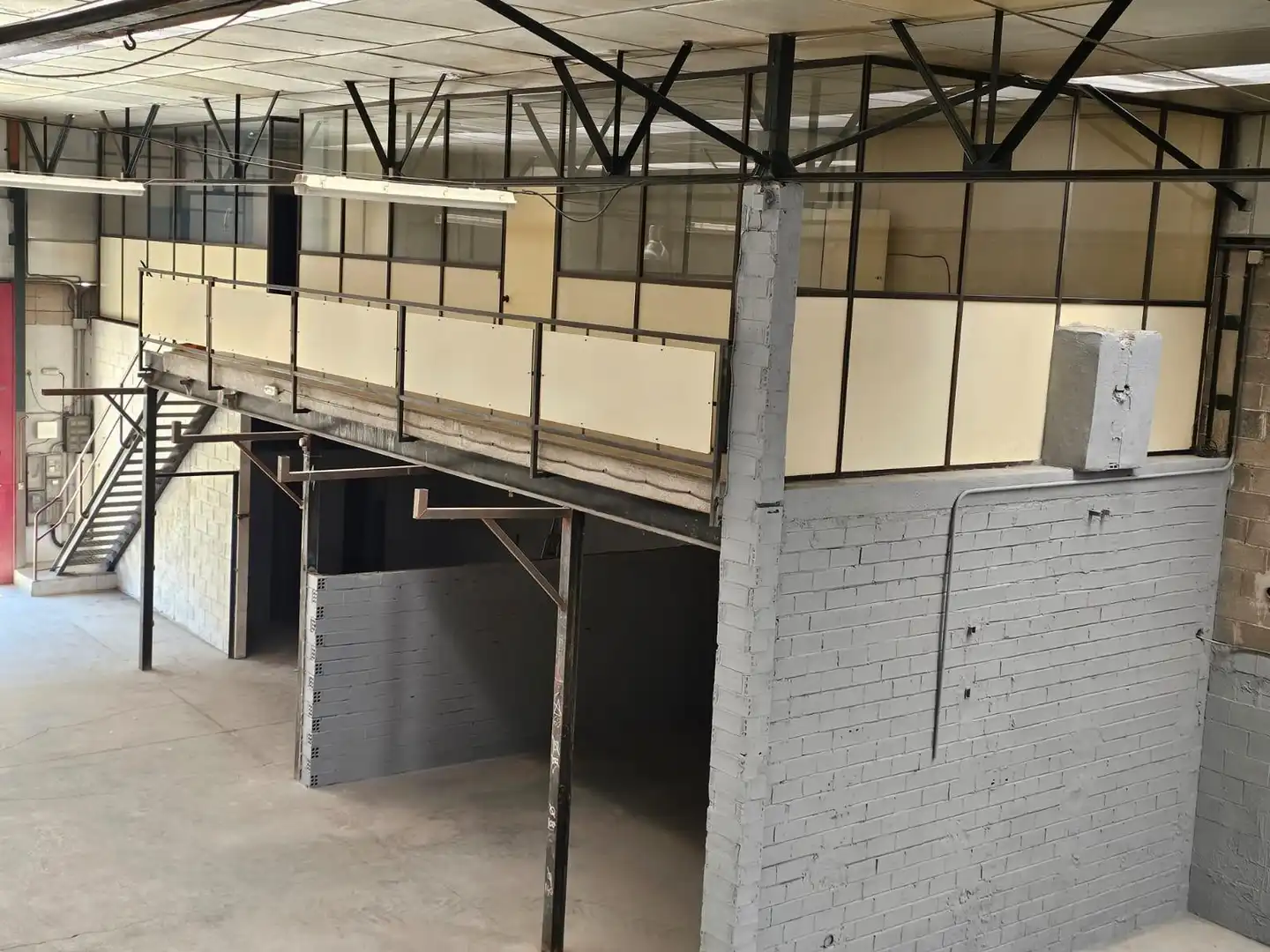 Nave industrial de alquiler en Sant Celoni