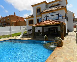 Piscina de Casa o xalet de lloguer en Los Barrios amb Aire condicionat, Terrassa i Piscina