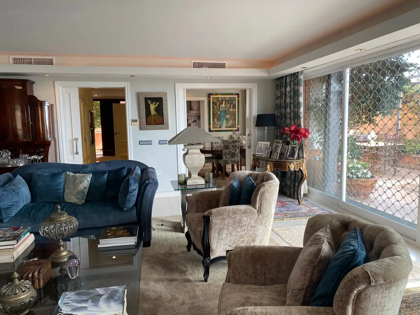 Houses for sale in Calle Sierra de Yeguas, Limonar