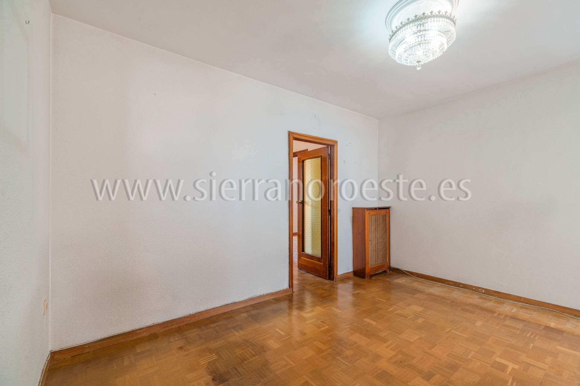 Bedroom of Flat for sale in  Madrid Capital  with Heating, Parquet flooring and Terrace