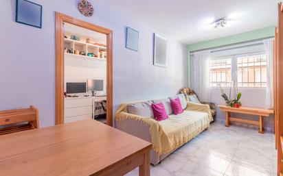 Bedroom of Planta baja for sale in  Madrid Capital