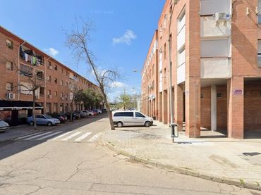 Local comercial en venta en Plaza Vicente Sereno Capella 8