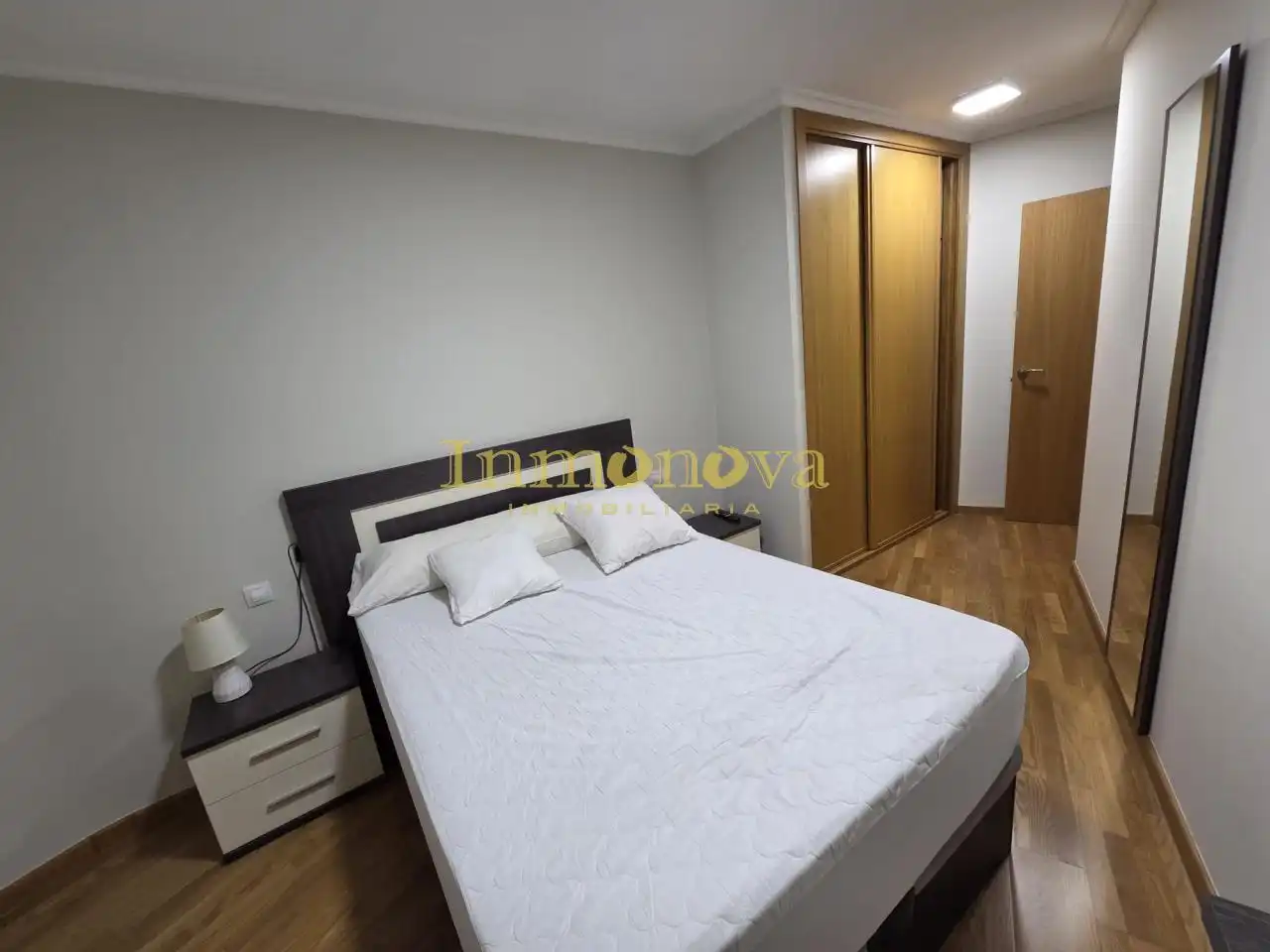 Habitación de Piso en venta en O Porriño   con Calefacción, Trastero y Amueblado