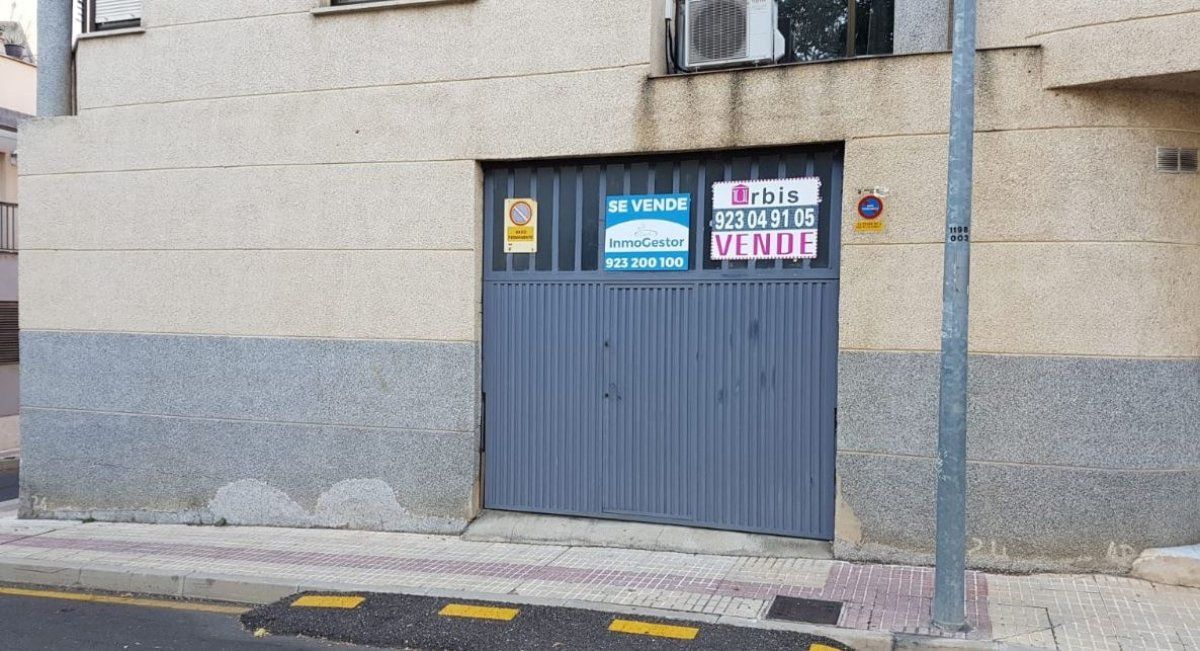 Aparcament de Local en venda en Salamanca Capital