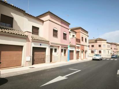 Exterior view of Single-family semi-detached for sale in Alcalá de Guadaira  with Terrace