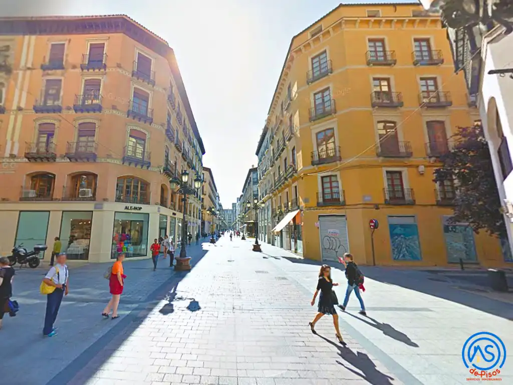 Wohnung zur Miete in Calle de Santa Isabel, 13, Alfonso