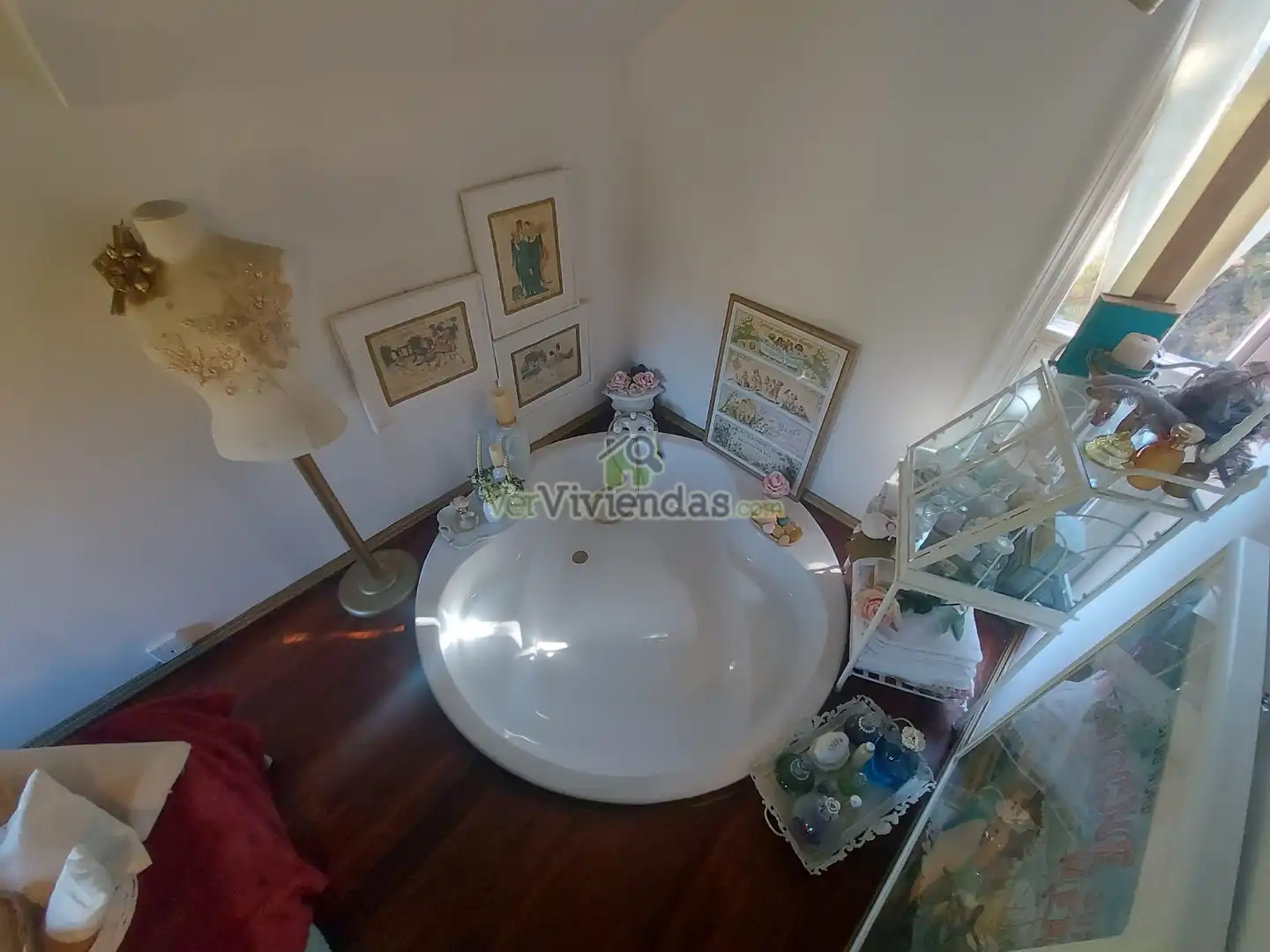 Baño de Casa o chalet en venta en Vallirana con Calefacción, Jardín privado y Terraza