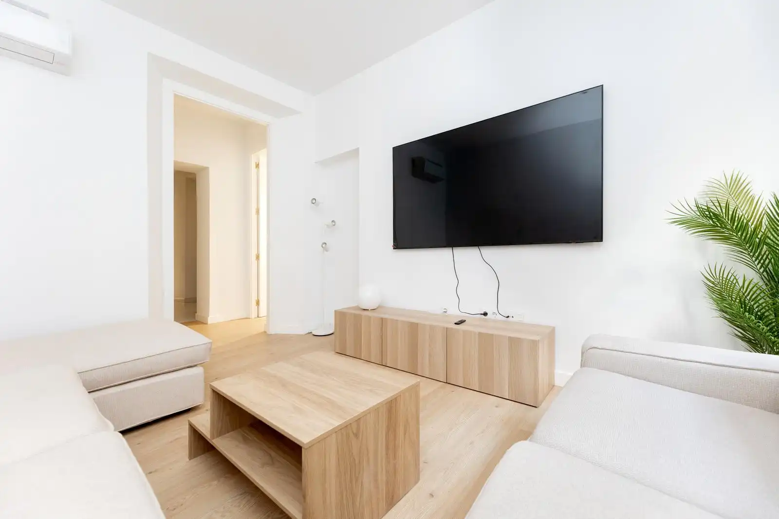 Wohnzimmer von Wohnungen zur Miete in Granada mit Klimaanlage, Heizung und Parkett