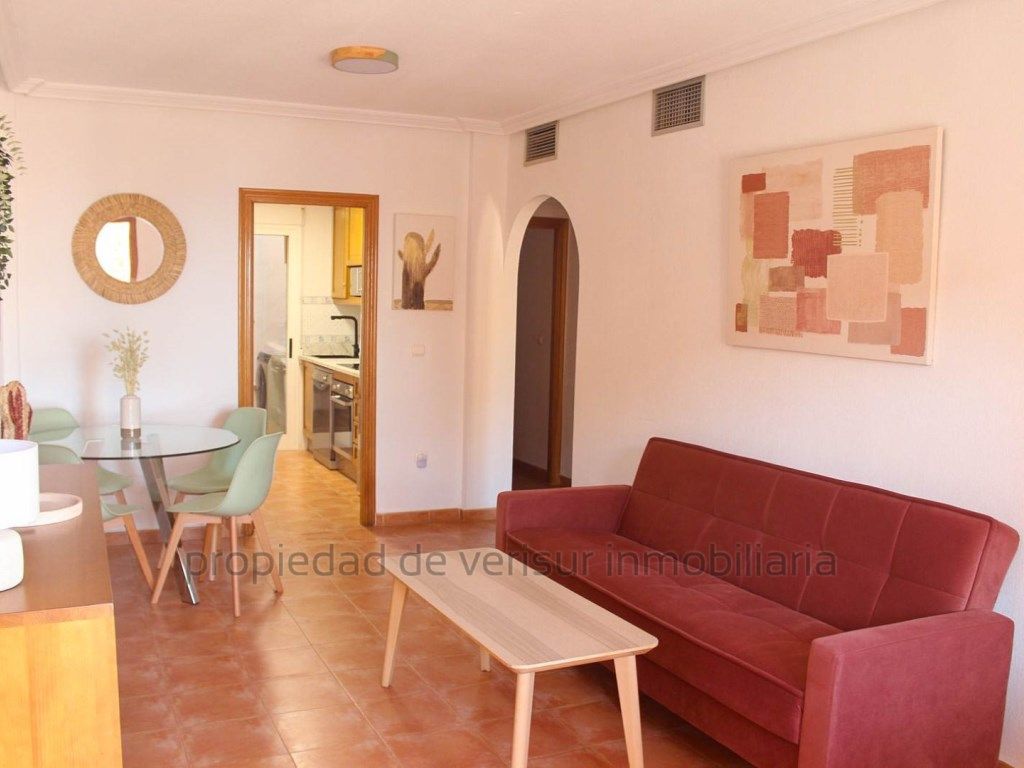Sala d'estar de Apartament de lloguer en Mojácar amb Balcó i Piscina comunitària