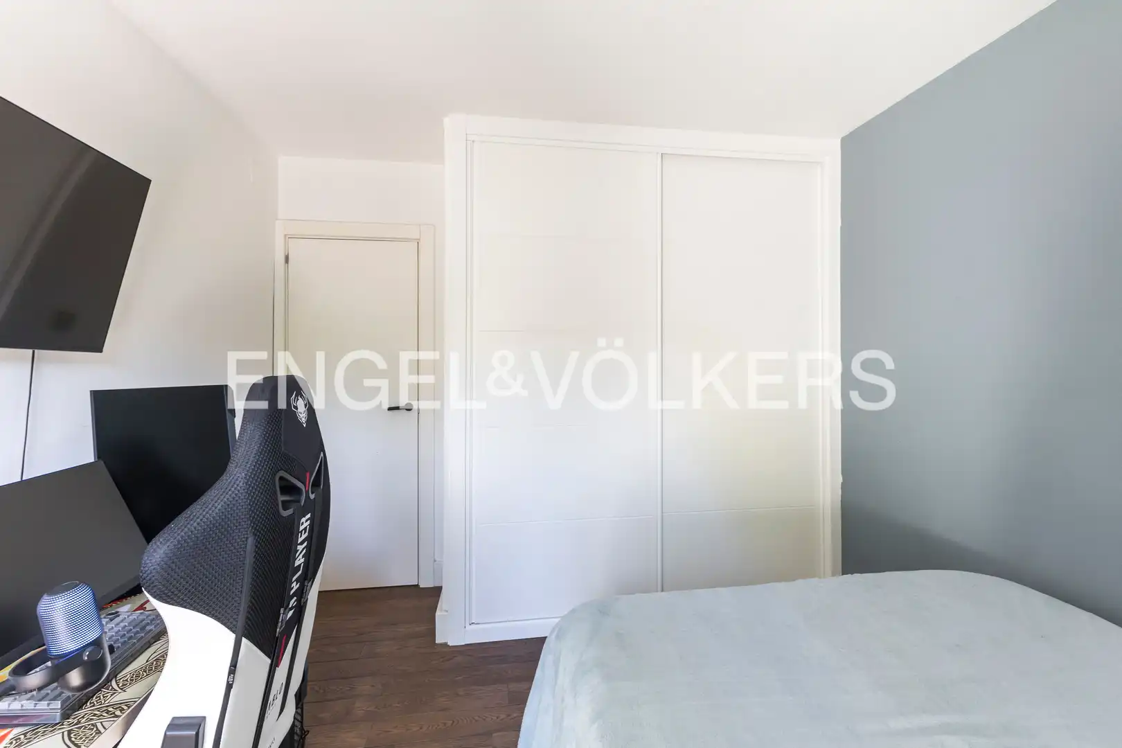 Habitación de Casa o chalet en venta en Paracuellos de Jarama con Aire acondicionado, Calefacción y Jardín privado